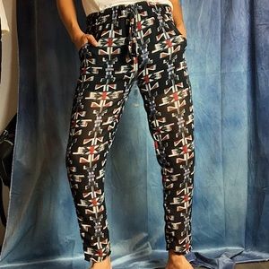 Vintage retro patterned pants with elastic waist
